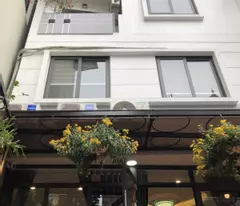 Bán nhà Bồ Đề Long Biên - 49m2 - GIá 8ty250. Thoáng trước sau, view siêu đẹp