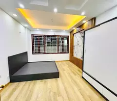 Bán nhà bạch mai 4 tầng long lanh ở ngay cách phố 50m hai bà trưng