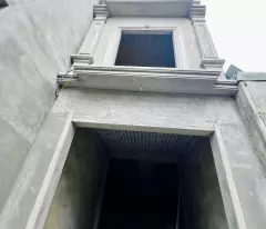 Bán nhà Đông Thiên giá 5.5 tỷ, diện tích 30m2, 5 tầng, mặt tiền 4.5m