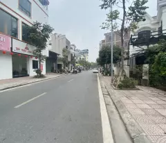 NHÀ MỚI 6 TẦNG THANG MÁY – PHÂN LÔ VẢ HÈ Ô TÔ TRÁNH ĐỖ LONG BIÊN NHỈNH 7 ĐỒNG