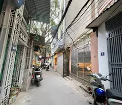 Bán nhà NGUYỄN KHÁNH TOÀN 71m2, 4 Tầng, chỉ 9.2 tỷ Oto đỗ cửa