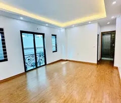 Bán Nhà Phân Lô 6 Tầng Thang Máy – An Dương Vương, Tây Hồ – 39.2m² – 8.29 Tỷ