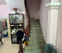 Cho thuê nhà Âu Cơ, Tây Hồ, Hà Nội- Nhà rộng thoáng mát-HĐ lâu dài