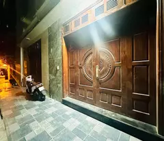 BÁN NHÀ BẠCH MA QUẬN I HAI BÀ TRƯNG NHÀ MỚI KÍNH KOONG 35M 5 TẦNG GIÁ 5,2 TỶ