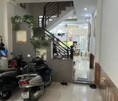 Tôi Chính chủ bán nhà Quang Trung, trung tâm quận Gò Vấp, nhà nở hậu, hẻm xe tải. Giá 9,05 tỷ