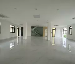 Chính chủ cho thuê tòa nhà Him Lam Vạn Phúc Hà Đông 6 tầng 182m2 hoàn thiện cực đẹp giá ưu đãi lớn