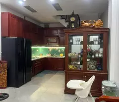Bán gấp nhà ngõ ô tô, DT 33m2 , 5 tầng, MT 3,4m, Ngõ 34 Hoàng Cầu , Đống Đa.Giá 7,9 tỷ.