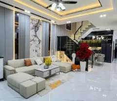 Siêu phẩm nhà đẹp mặt tiền gần cầu vượt ngã ba Huế, TP. Đà Nẵng