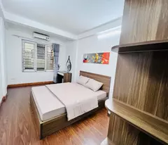 CĂN ĐẸP LÕN NÀ CỔ NHUẾ THÔNG SỐ VÀNG MẶT PHỐ 45MX5T ,Ô TÔ TRÁNH NHAU ,KD ĐỈNH GIÁ CHỈ 15,3 TỶ