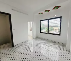 Bán nhà Ngô Đình Mẫn giá 6.1 tỷ, diện tích 30m2, 4 tầng, mặt tiền 5.5m