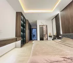 Bán nhà Hoàng Mai giá 11.5 tỷ, diện tích 45m2, 6 tầng, mặt tiền 4m