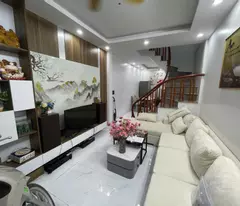 Bán Nhà Đặng Văn Ngữ, 36m², Gần Ô Tô, Full Nội Thất, Cách Phố Vài Bước Chân, Chỉ 6.35 Tỷ
