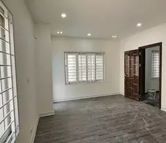 Bán nhà riêng tại Hoàng Hoa Thám, 11.5 tỷ, 53m2, 5 tầng, 7PN, dòng tiền, Tây Hồ, Hà Nội