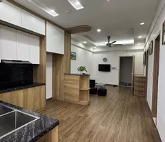 Cần bán gấp căn hộ 68m, full nội thất giá 2.4 tỷ tại 6 tòa mới KĐT Thanh Hà Cienco 5