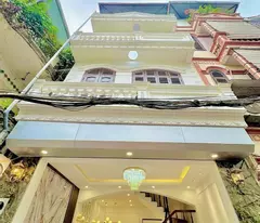 Vị trí vàng! Nhà 4 tầng 35m², Trương Định, Hoàng Mai - Chỉ 6.8 tỷ!
