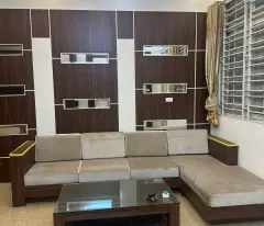 PHỐ ngay cạnh NHẤT - DT: 51M - 5 TẦNG - MT: 5,28M - xe con 7 CHỖ VÀO ngôi nhà, 2 MẶT THOÁNG VĨNH