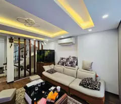 TT HAI BÀ TRƯNG: NHÀ ĐẸP Ở NGAY - SÁT PHỐ, OTO 7 CHỖ VÀO NHÀ - VỪA Ở VỪA KINH DOANH. CHỈ 7.5 TỶ -