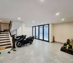 TT HAI BÀ TRƯNG: NHÀ ĐẸP Ở NGAY - SÁT PHỐ, OTO 7 CHỖ VÀO NHÀ - VỪA Ở VỪA KINH DOANH. CHỈ 7.5 TỶ -