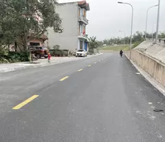 Chính chủ cần bán 214,7m2 đất đường đê Vàng, Phúc Lợi. Khổ đất đẹp, không lỗi phong thủy