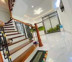 BÁN NHÀ ĐẠI LA HAI BÀ TRƯNG NHÀ MỚI KÍNH KOONG FULL NỘI THÁT GẦN PHỐ- DOANH THU 35 TR/THÁNG GIÁ