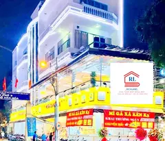 Cho Thuê Nhà Góc 2 Mặt Tiền: 335E Lê Văn Sỹ, Phường 1, Tân Bình