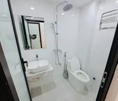 Nhà đẹp 5 tầng, 3PN, Hoàng Mai, 28m², nội thất cao cấp, chỉ 5.5 tỷ