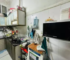 Bán nhà Lĩnh Nam giá 9 tỷ, diện tích 64m2, 4 tầng, mặt tiền 5.5m