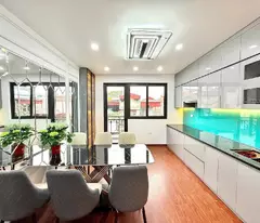 Bán tòa nhà 6 tầng thang máy, dt 40m2 Xuân La - Tây Hồ - giá nhỉnh 15 Tỷ