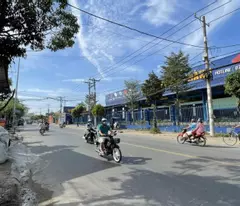 Tôi cần tiền bán gấp 875m2(25x35m) sổ riêng thổ cư giá 268 triệu vị trí đẹp sau chợ QL13 vào 2 phút