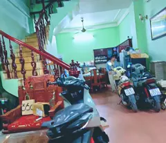 BÁN NHÀ NGUYỄN KHANG 55M – NGÕ THÔNG CÁCH Ô TÔ 20M – NHÀ CŨ 4 TẦNG – KHUNG CỘT BÊ TÔNG CHẮC CHẮN –