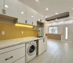 Bán CCMN Phú Diễn 80m2x7 tầng, thang máy, 80 triệu/tháng, 50m ra mặt phố, giá 13.9 tỷ