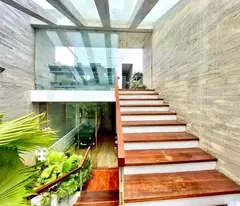 Siêu phẩm nhà đẹp ,kinh doanh cho thuê 50 triệu tháng ,Nguyễn Hữu Thọ ,Đà Nẵng - Giá chỉ 18,5 tỷ .