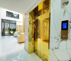 Bán nhà đẹp 5 lầu có T.Máy gara ô tô Nguyễn Văn Khối 84m2 tặng nội thất gần CV 12 tỷ xíu.