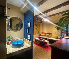 Căn hộ View Phố Ngô Quyền – Gần Hồ - Siêu trung tâm – 35m – 4.6 Tỷ.