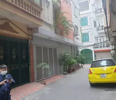 Bán nhà ngõ Thái Thịnh Láng Hạ 75 m2