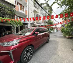 Bán 240m2 đất Cổ Nhuế, ô tô đỗ cửa, ngõ thông, có thể phân lô, giá 27.9 tỷ