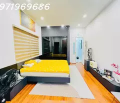 NGÕ PHỐ QUAN NHÂN - NHÀ MỚI Ở NGAY  LÔ GÓC 3 MẶT THOÀNG - 41M2 - 5 TẦNG - MT 4M - GIÁ 9.5 TỶ.
