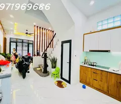 NGÕ PHỐ QUAN NHÂN - NHÀ MỚI Ở NGAY  LÔ GÓC 3 MẶT THOÀNG - 41M2 - 5 TẦNG - MT 4M - GIÁ 9.5 TỶ.