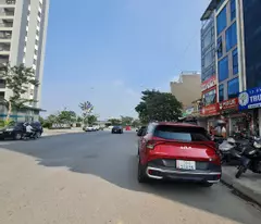 51m2 Phố Thành Trung, Trâu Quỳ, Gia Lâm. Mt gần 5m vuông vắn. Lh 0989894845