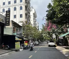 Siêu phẩm Dòng Tiền, Toà nhà căn hộ dịch vụ, Đường Số Tân Quy, thu nhập 1 tỷ 8/Năm, 6 Tầng, 180m2,