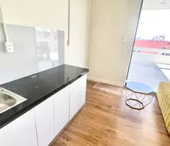Căn hộ 1PN, sân thượng siêu to khổng lồ cho thuê giá 5tr