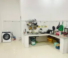 SOS, Gấp bán Nhà Linh Đông, THủ Đức, HXH, DT 101m2, kiên cố, ở Ngay. Chỉ 4ty hơn
