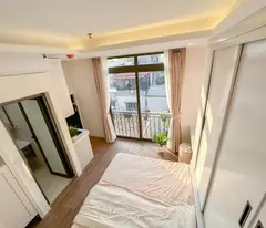 Bán nhà cực xịn phố Hoàng Hoa Thám 50m2, 6T thang máy, MT4.9m lô góc KD 50tr/tháng