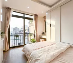 Bán nhà cực xịn phố Hoàng Hoa Thám 50m2, 6T thang máy, MT4.9m lô góc KD 50tr/tháng