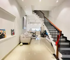 Bán nhà Ngõ Quỳnh, Hai Bà Trưng 32m, 5 tầng. Giá: 6.88 tỷ
