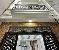 Bán nhà  phố Tân Khai, Hoàng Mai 5 tầng, mới xây gần chợ, trường học
