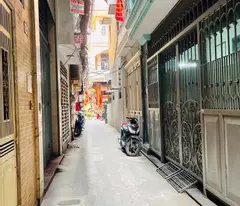 Bán nhà phân lô lê thanh nghị 5 tầng ô chờ thang máy 10m ra phố kinh doanh hai bà trưng