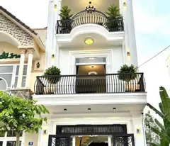 Sỡ hữu ngay nhà đẹp mặt tiền gần cầu vượt ngã ba Huế, TP. Đà Nẵng
