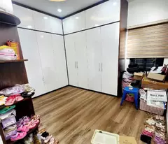Bán nhà phân lô yên lạc 5 tầng thang máy long lanh ô tô dừng đỗ vào nhà hai bà trưng
