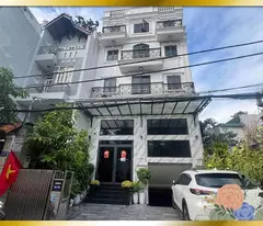 CHO THUÊ TÒA NHÀ VĂN PHÒNG – HẺM Ô TÔ RỘNG, 1 XẸT THÔNG – GẦN SÂN BAY, BẠCH ĐẰNG, P3, GÒ VẤP